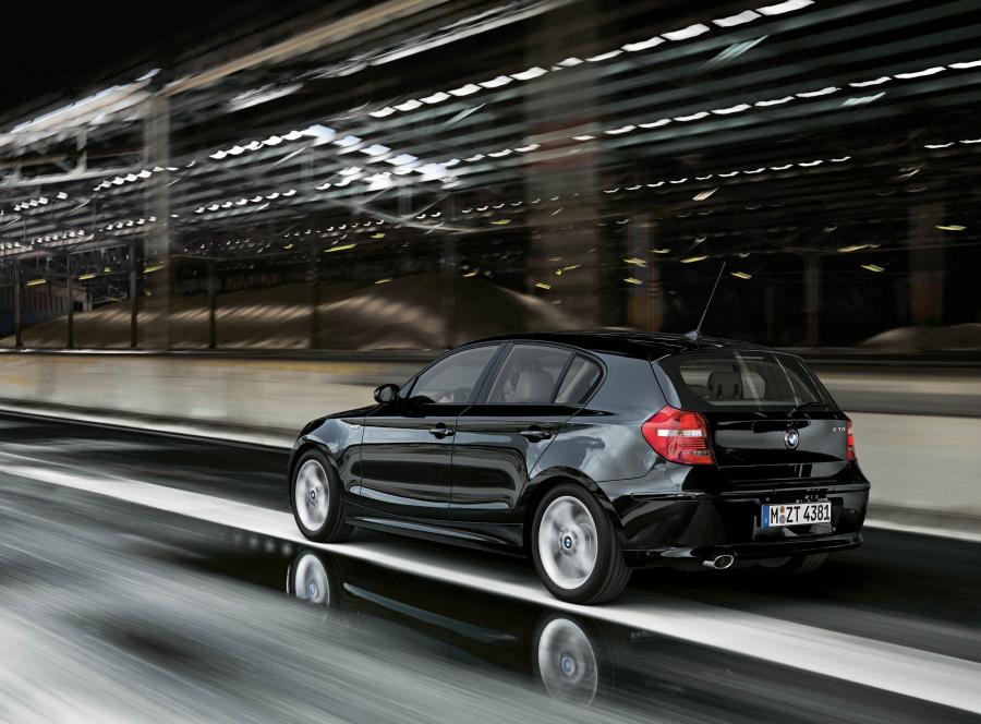  BMW 1-Series 5-Door 2005 года  (фото 5 из 187)